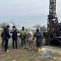 Kaymakamımız Sn. Ömer Sevgili İpsala OSB alanında yapılan Zemin Etüt çalışmasını yerinde inceleyerek ilgililerden bilgi aldı