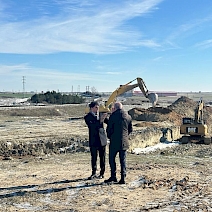 Kaymakamımız Sn. Ömer Sevgili, Gazdaş Bölge Müdürü Tamer AKASLAN ile birlikte İPSALA OSB’de yerinde inceleme yaptı.